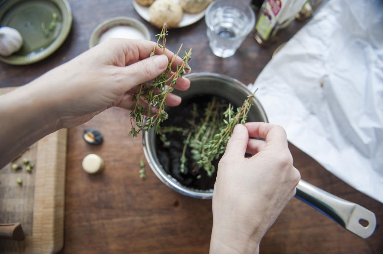 How to Make the Most of Thyme Piece in Your Recipes